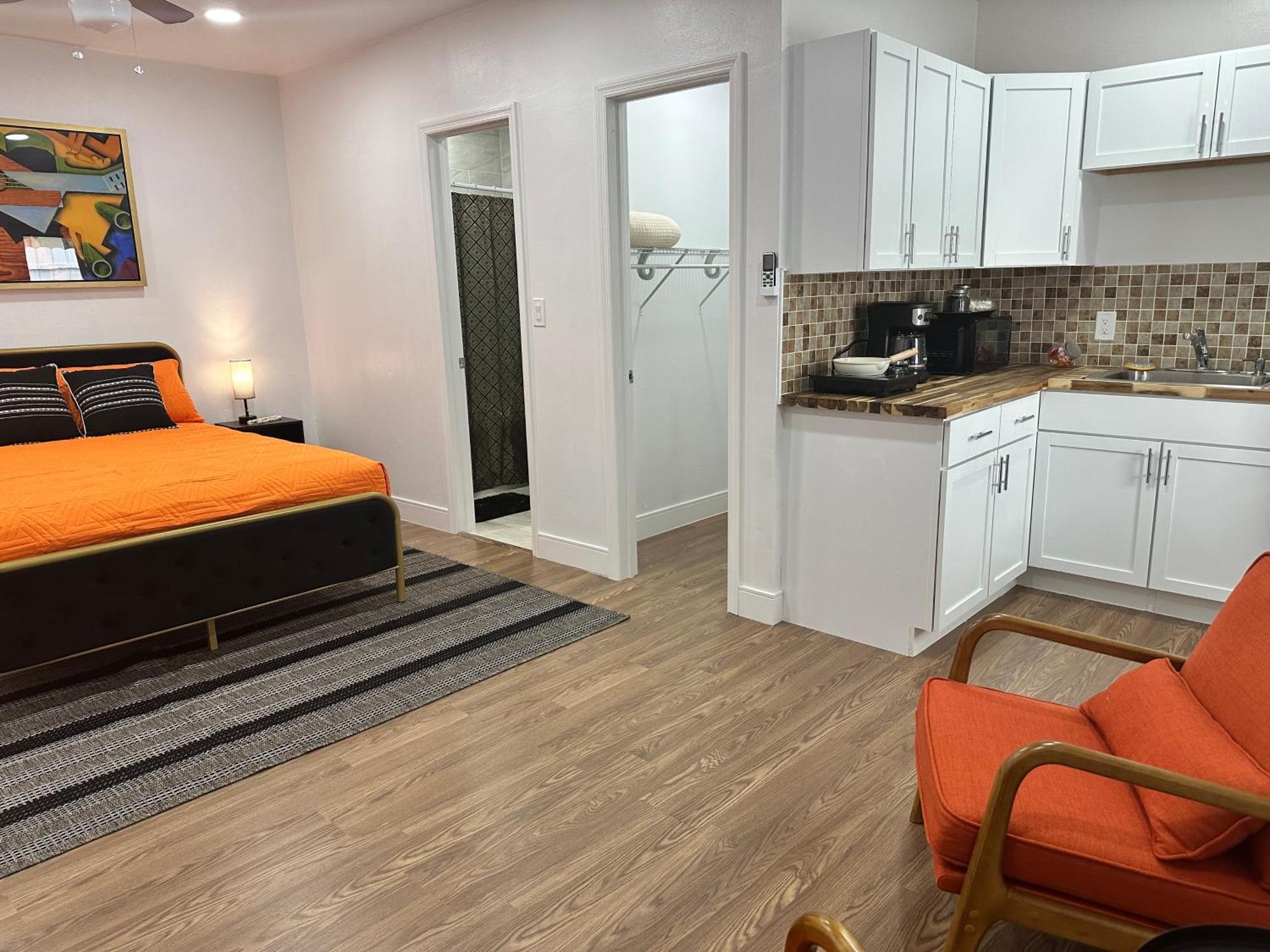Cozy And Centric Apartment Cabo Coral Exterior foto