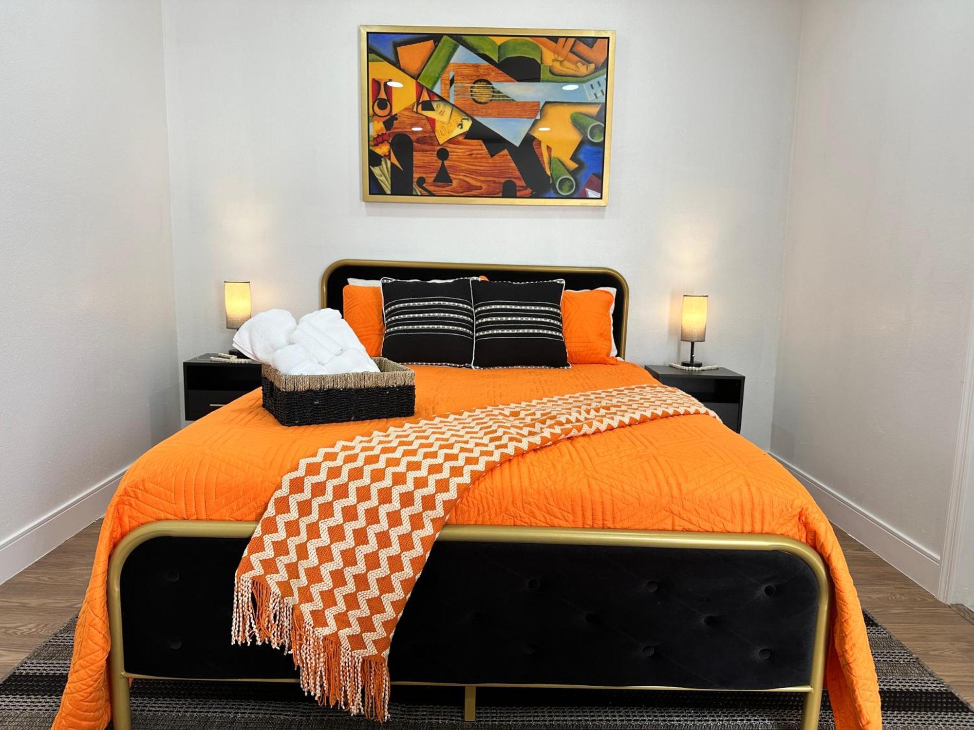 Cozy And Centric Apartment Cabo Coral Exterior foto